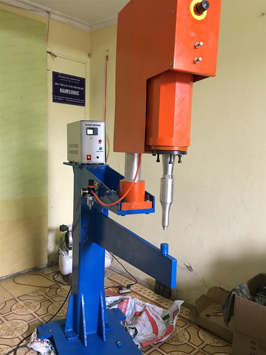 Máy hàn nhựa siêu âm Danpla